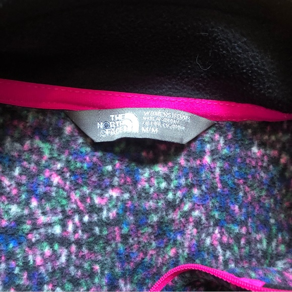 THE NORTH FACE Quarter Zip Mock Neck Purple Pink Splattered Fleece Pullover Sz M - Picture 3 of 5